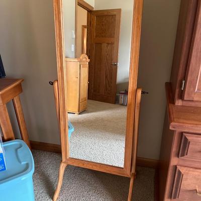 MB21- oak free standing mirror