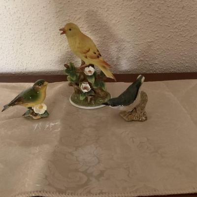 1 Ceramic and 2 Small Glass Birds