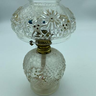 Vintage consolidated glass oil lamp