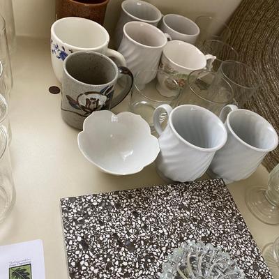 Lot of large vintage glass bowls and coffee mugs