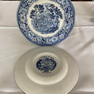 21 Piece China Set â€œBlue Willowâ€