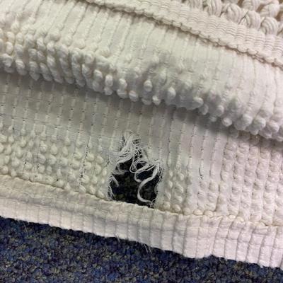 Chenille bedspread