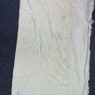 Chenille bedspread