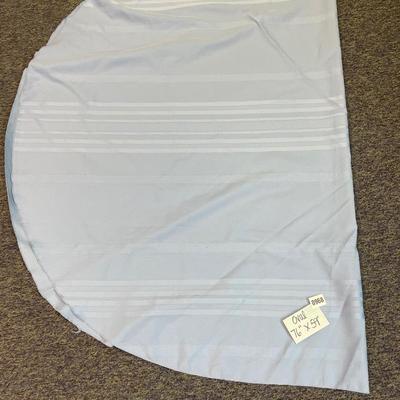 Oval tablecloth