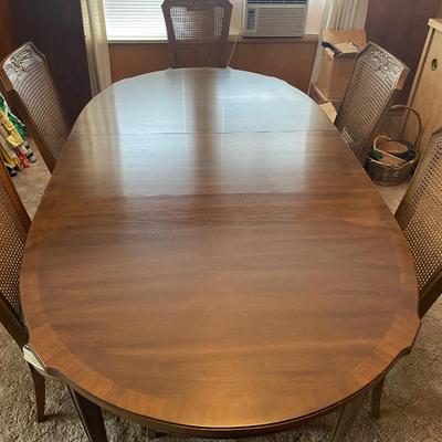Drexel Walnut dining table with 6 chairs