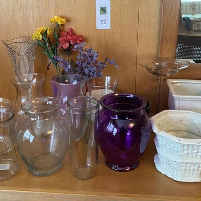 Vases and frogs