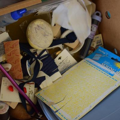 Flat of sewing items notions