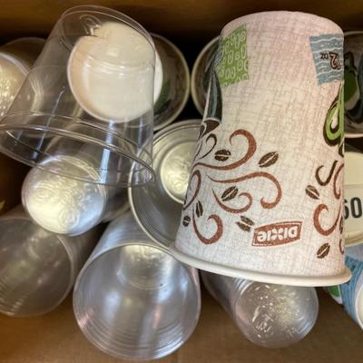 Box of cups and coffee cups