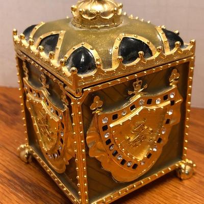 Wendy Reed Designs - HENRIETTA -Lot 296