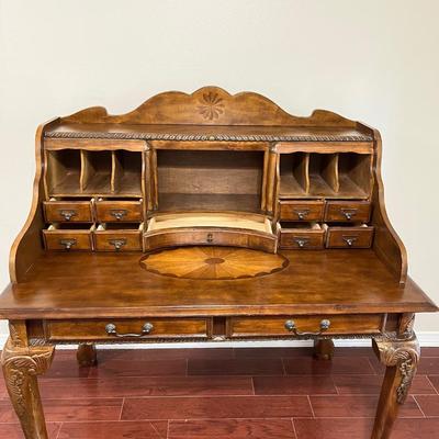 Inlaid Wooden Claw Foot Desk