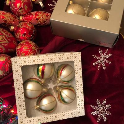 *MEGA* Christmas Lot: Ribbons,Tags,Wrap,Lights,Ornaments,Tree Skirt & More - Lot 297