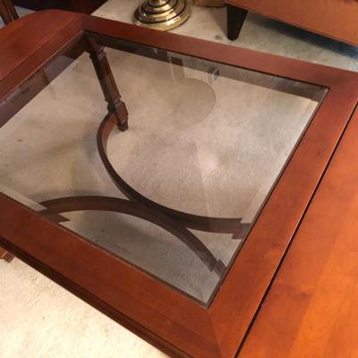 Drop Leaf Coffee Table -Lot 400