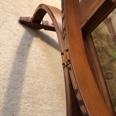 Drop Leaf Coffee Table -Lot 400