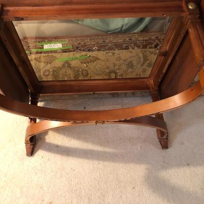 Drop Leaf Coffee Table -Lot 400