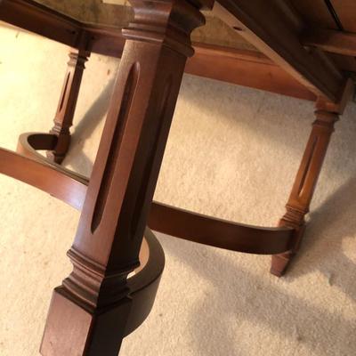 Drop Leaf Coffee Table -Lot 400