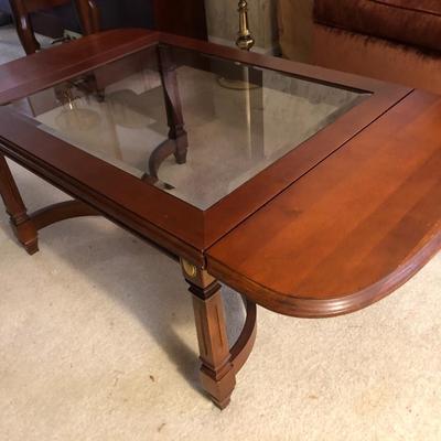 Drop Leaf Coffee Table -Lot 400