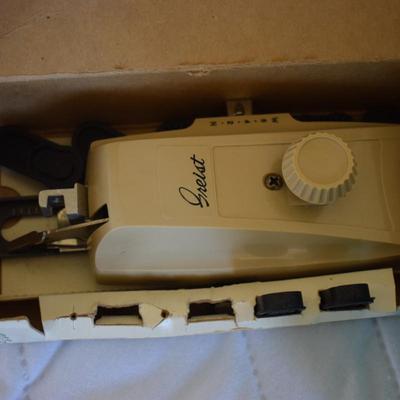 Sewing box w/ Buttonholer attachment