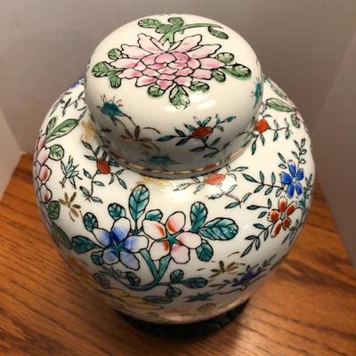 Ginger Jar with Lid & Stand -Lot 402