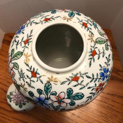 Ginger Jar with Lid & Stand -Lot 402