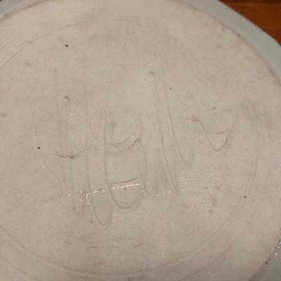 Vintage Pottery Signed - Lot 407