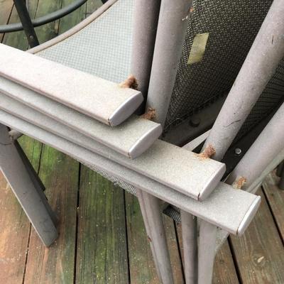 Round Patio Table & 4 Stackable Chairs -Lot 410