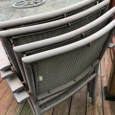 Round Patio Table & 4 Stackable Chairs -Lot 410