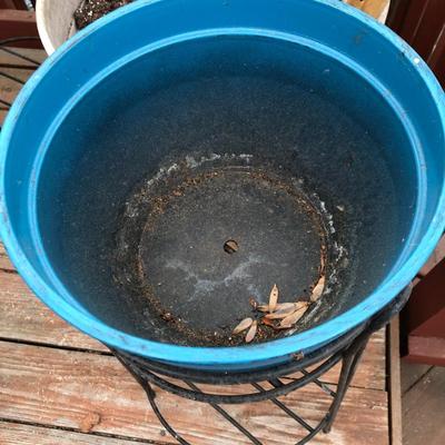 Three Plant Pots & Two Plant Stands -Lot 412