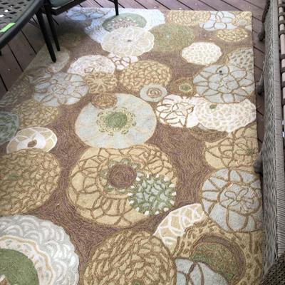 Indoor/Outdoor Liora Manne Carpet 5â€™ x 7â€™ 6â€ -Lot 414