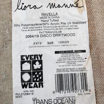 Indoor/Outdoor Liora Manne Carpet 5â€™ x 7â€™ 6â€ -Lot 414