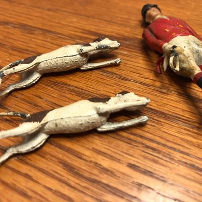 Antique Miniature Metal Figurines (England) + VTG H&G Ashtray (Germany) - Hunting  -Lot 415