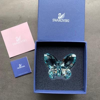 SWAROVSKI CRYSTAL