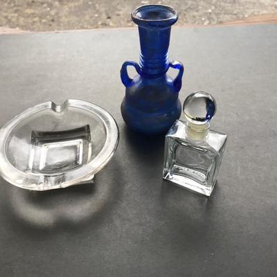 VINTAGE GLASS LOT
