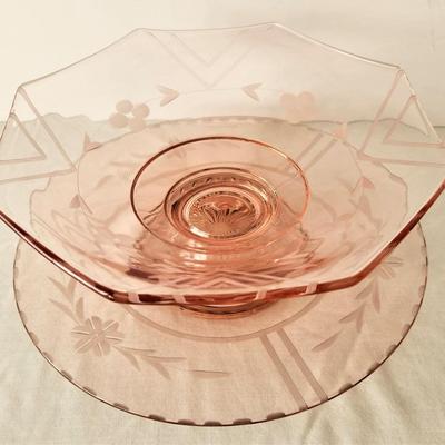 Lot #4  Two Pieces Depression Glass - Fruit Bowl/Plate