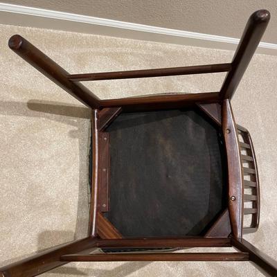 6 MID CENTURY CHAIRS