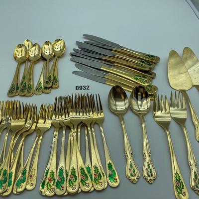 Holly berry flatware