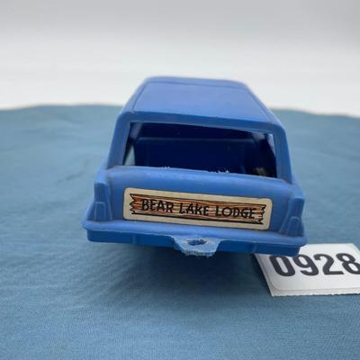 Bear lake lodge blue plastic car