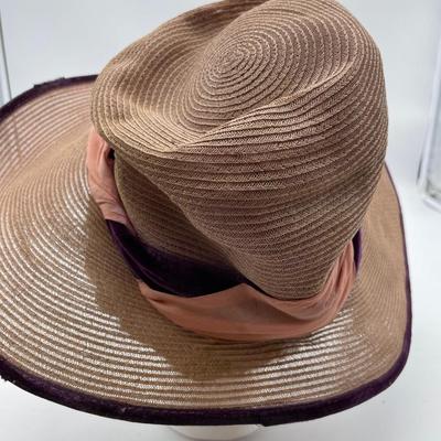 Womenâ€™s hat