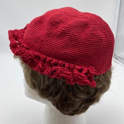 Bucket hat