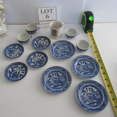 Child's Vintage Japan Blue Willow Dishes