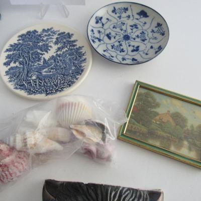 Misc Small Dishes and Picture Frames, Cat Wall Pocket, Read Description