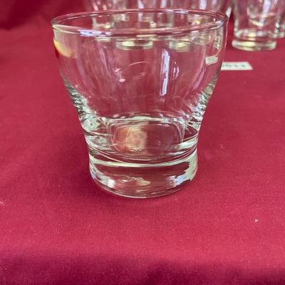 8 clear whiskey tumblers