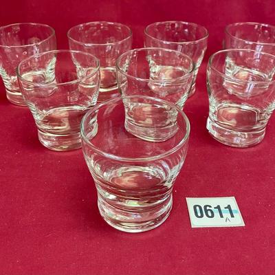 8 clear whiskey tumblers