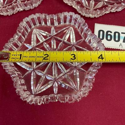 Set of 7 star pattern trinket dish 4â€