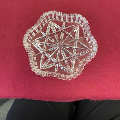 Set of 7 star pattern trinket dish 4â€