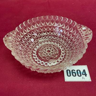 Handled serving bowl/depression era/diamond pt