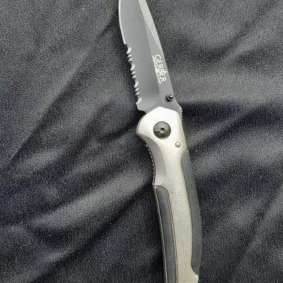 Gerber legendary Blades Pocket Knife