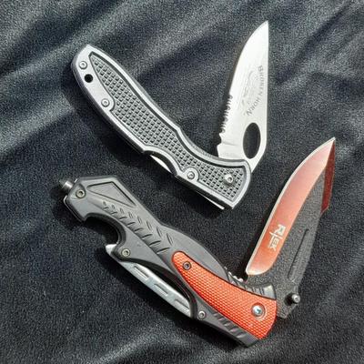 Two folding Pocket knives, Broken Horn Saddlery & Rtek Knife