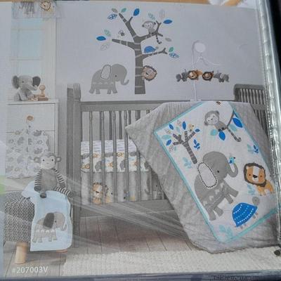 New in Package 3 piece Crib set Bedtime originals Jungle fun collection