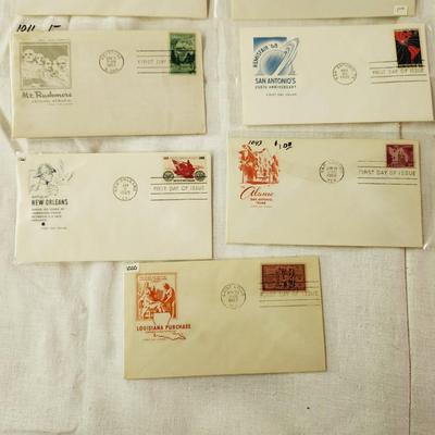 8 - FIRST DAY STAMPS - 1950S & 60S US CITIES