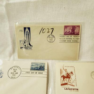 8 - FIRST DAY STAMPS - 1950S & 60S US CITIES